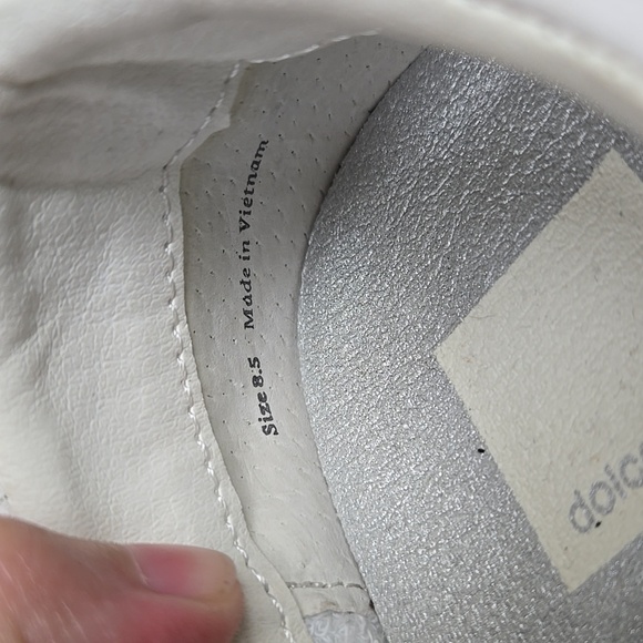 Dolce Vita Size 8.5 White Leather Lace Up Sneakers - Picture 8 of 10